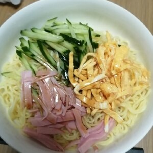 冷やし中華と手作りヘルシー冷やし中華タレがけ♪